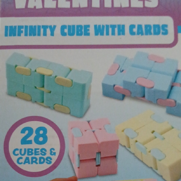 Pastel Interlocking Blocks - Picture 4 of 4